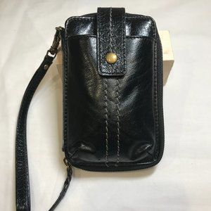 The Sak Black Smartphone Wristlet